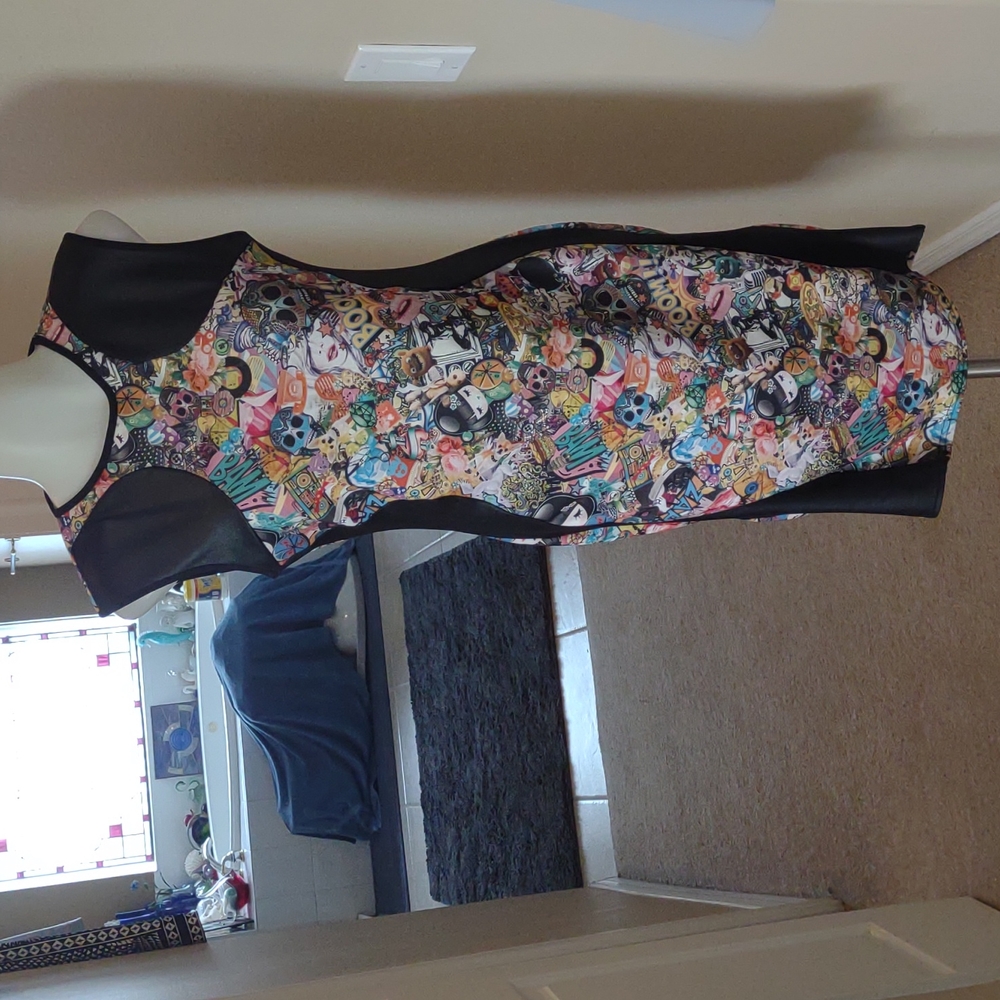 Figa anime body con dress size Sm/ medium